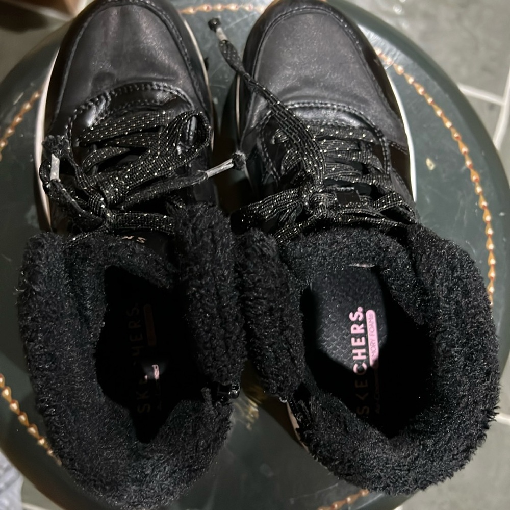 Girls sketchers shoes - Picture 6 of 7